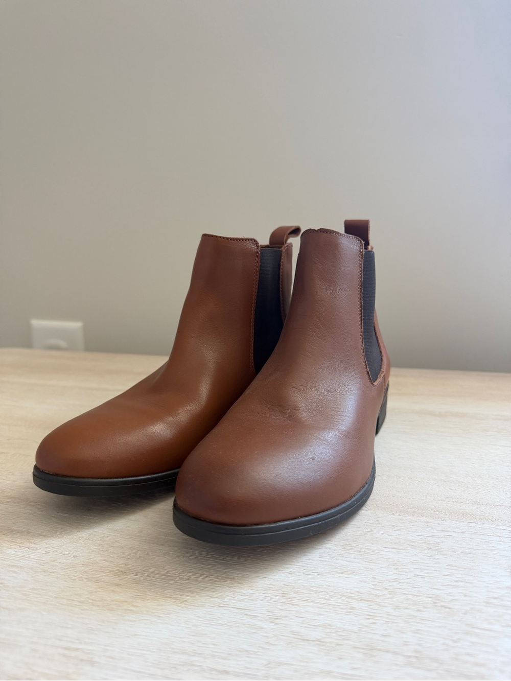 ALDO Brown Leather Chelsea Boots NWT Women’s Size 7 Ankle Booties